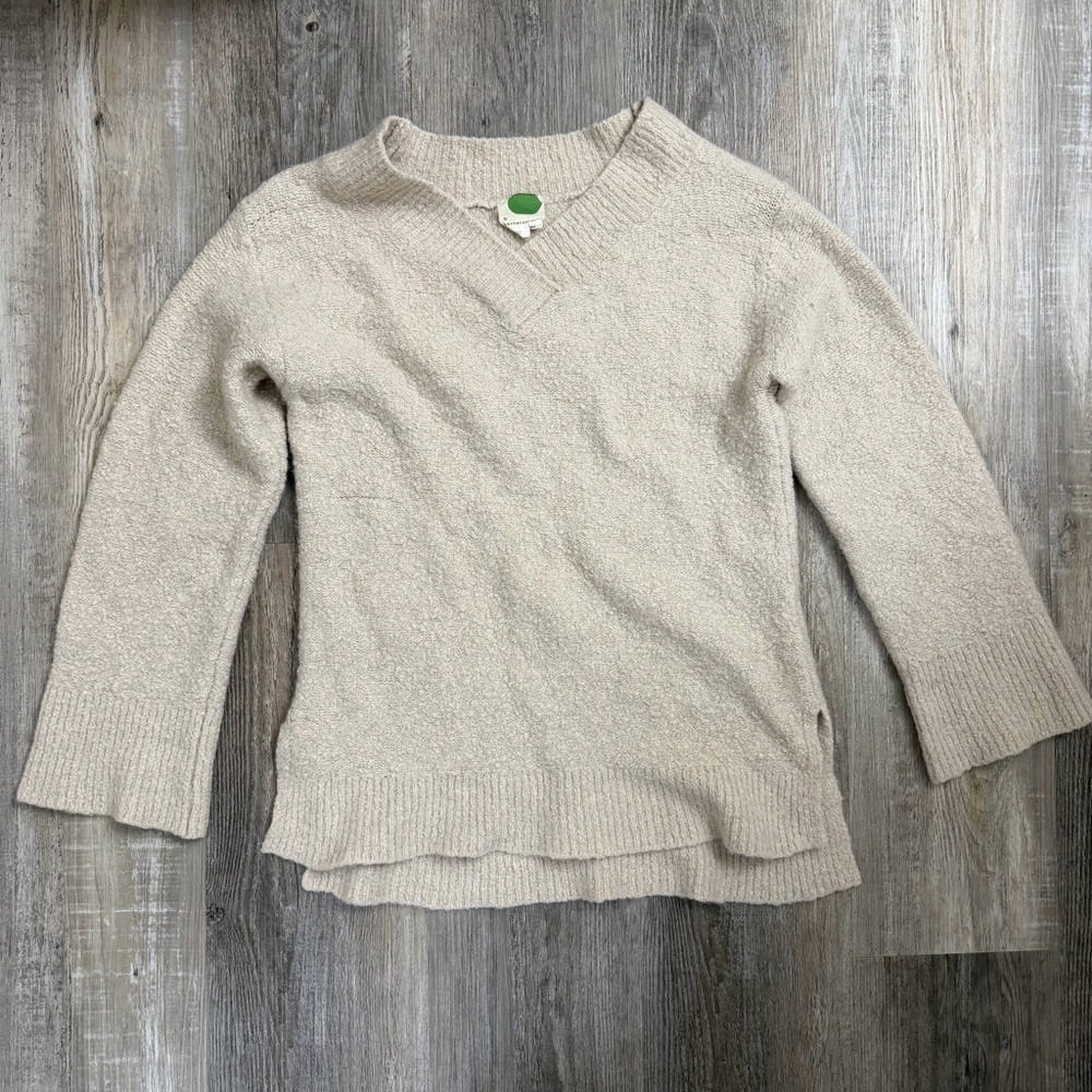 Anthropologie W’s Wool Blend Ivory V-neck Oversized Sweater-size XS *like NEW*